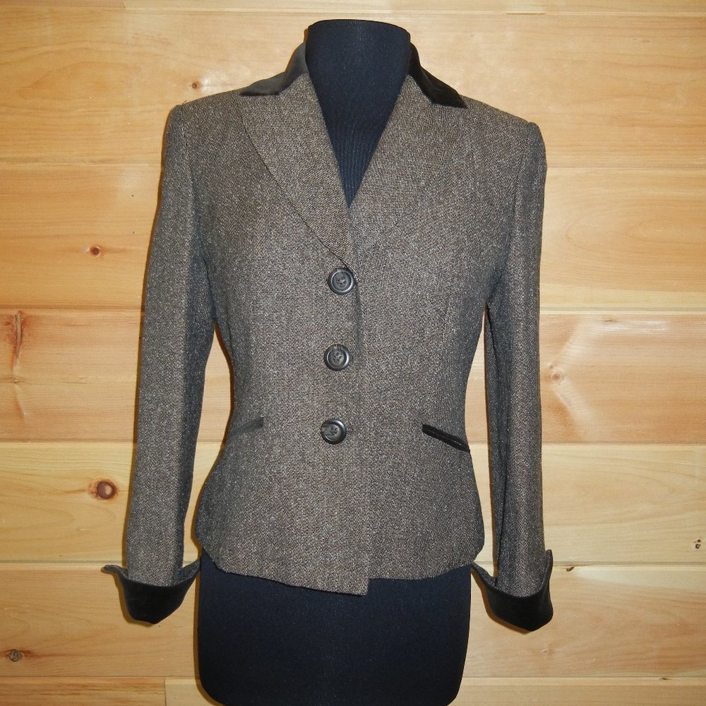 Kasper Jacket / Blazer Brown Tweed Style with Velvet Collar & Cuffs Size 6